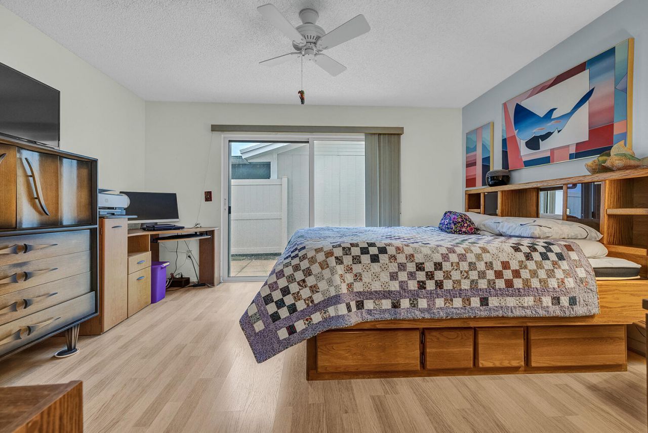 8 Eaton Place, Boynton Beach, FL 33426 Photo