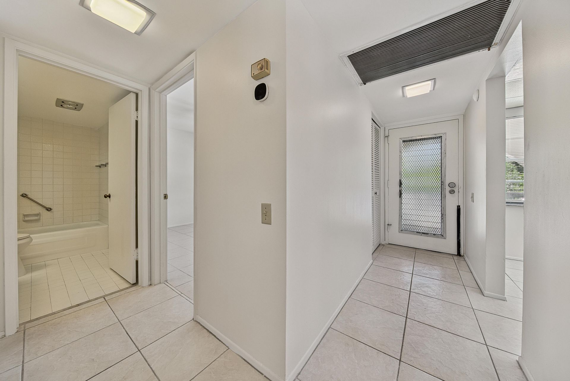 1204 Bahama Bend, Unit B2, Coconut Creek, FL 33066 Photo