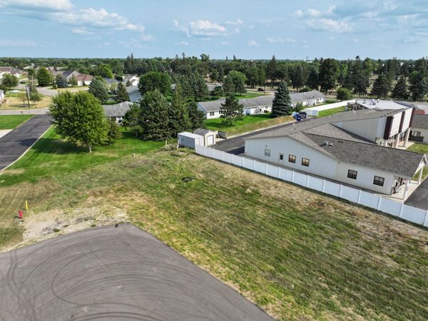 682-684 Voyager Drive , Alexandria, MN 56308