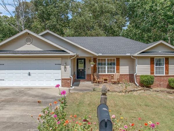 9 Reighton Drive , Bella Vista, AR 72714