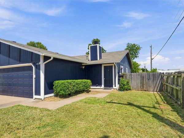 1023 N Redbud Avenue , Broken Arrow, OK 74012