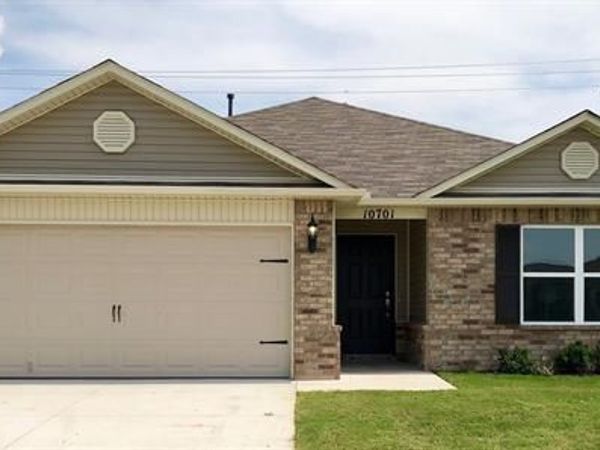 19 Orchid Street , Bristow, OK 74010