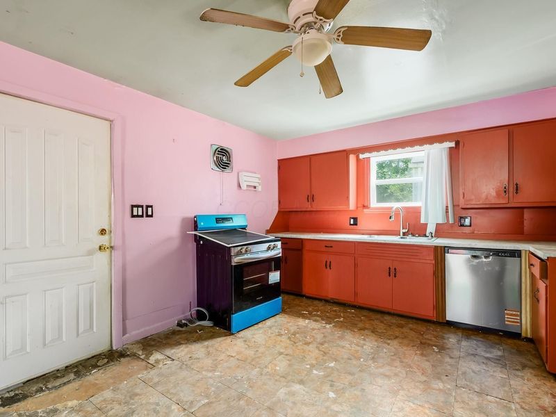 1018 E 19th Avenue , Columbus, OH 43211 Photo 17