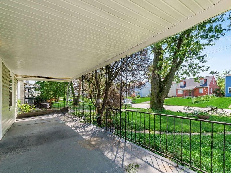 1018 E 19th Avenue , Columbus, OH 43211 Photo 4