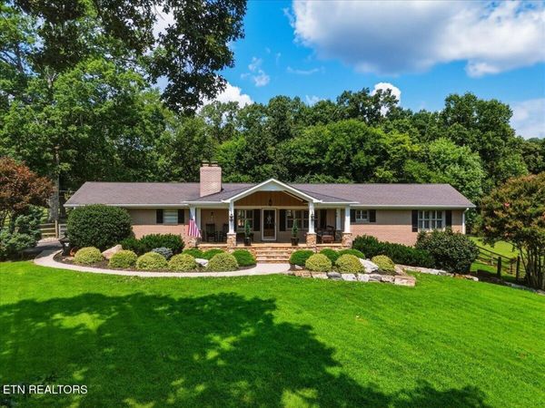 902 Summer Hill Court, Friendsville, TN 37737