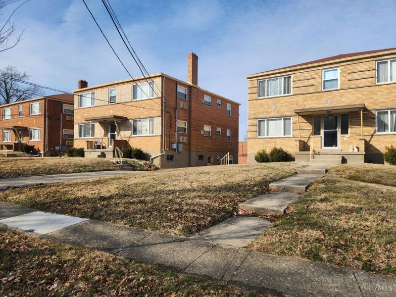 3078 Harry Lee Lane, Colerain Township, OH 45239 Photo 2