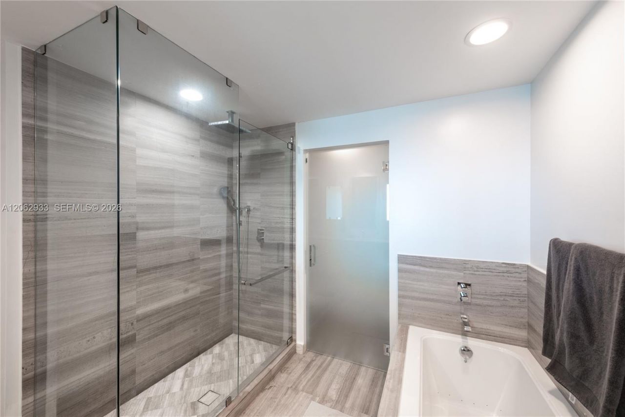 360 Ocean Dr , Unit 904S, Key Biscayne, FL 33149 Photo