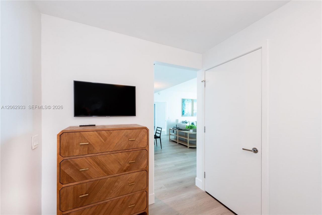 360 Ocean Dr , Unit 904S, Key Biscayne, FL 33149 Photo