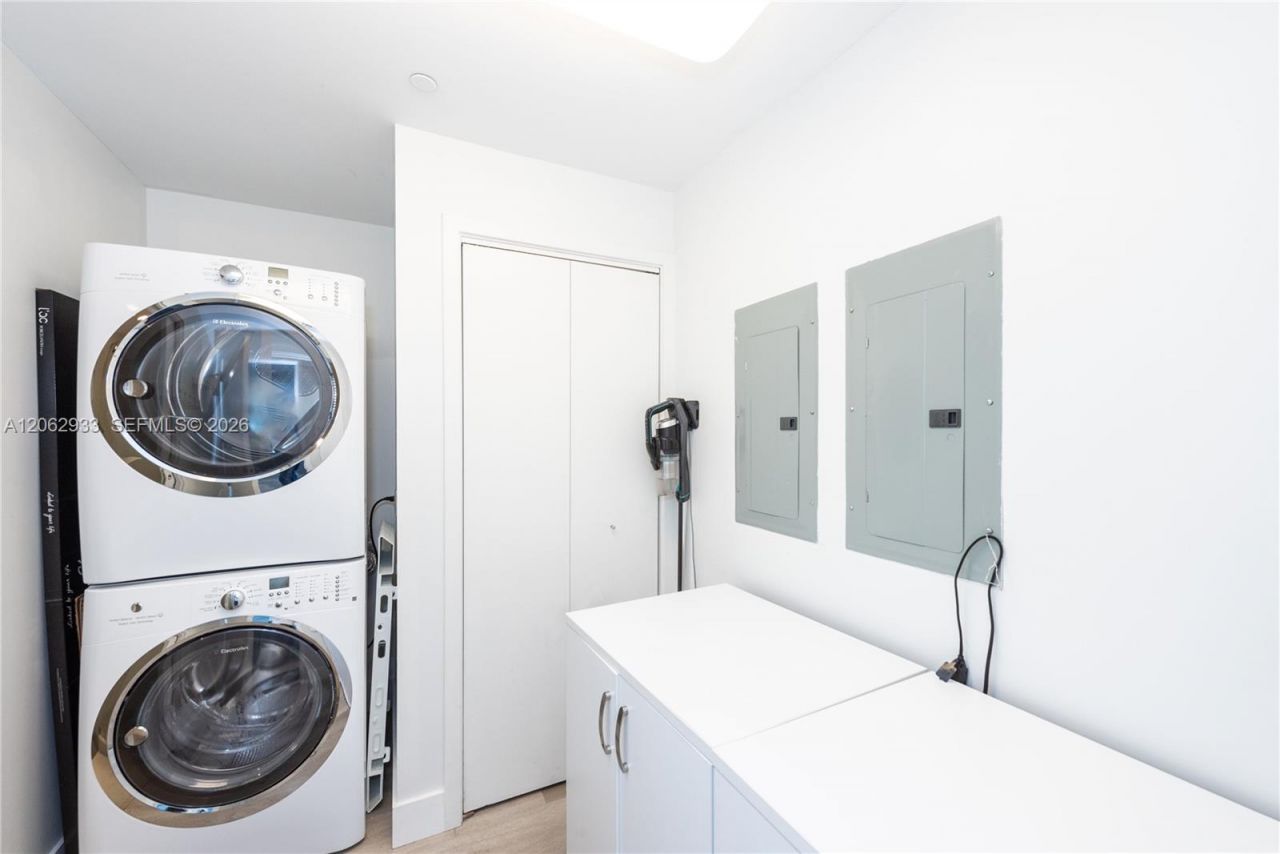 360 Ocean Dr , Unit 904S, Key Biscayne, FL 33149 Photo