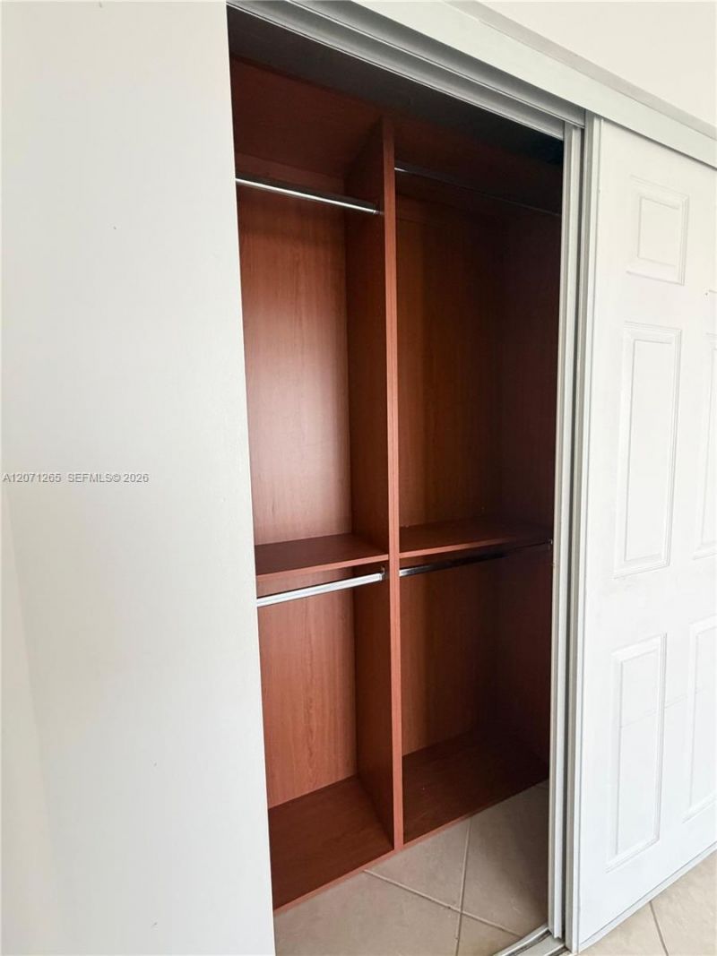 1350 SW 122nd Ave, Unit 404, Miami, FL 33184 Photo