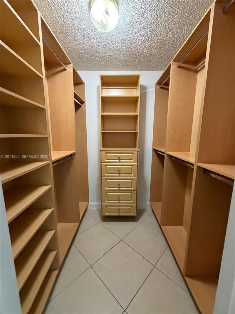 1350 SW 122nd Ave, Unit 404, Miami, FL 33184 Photo