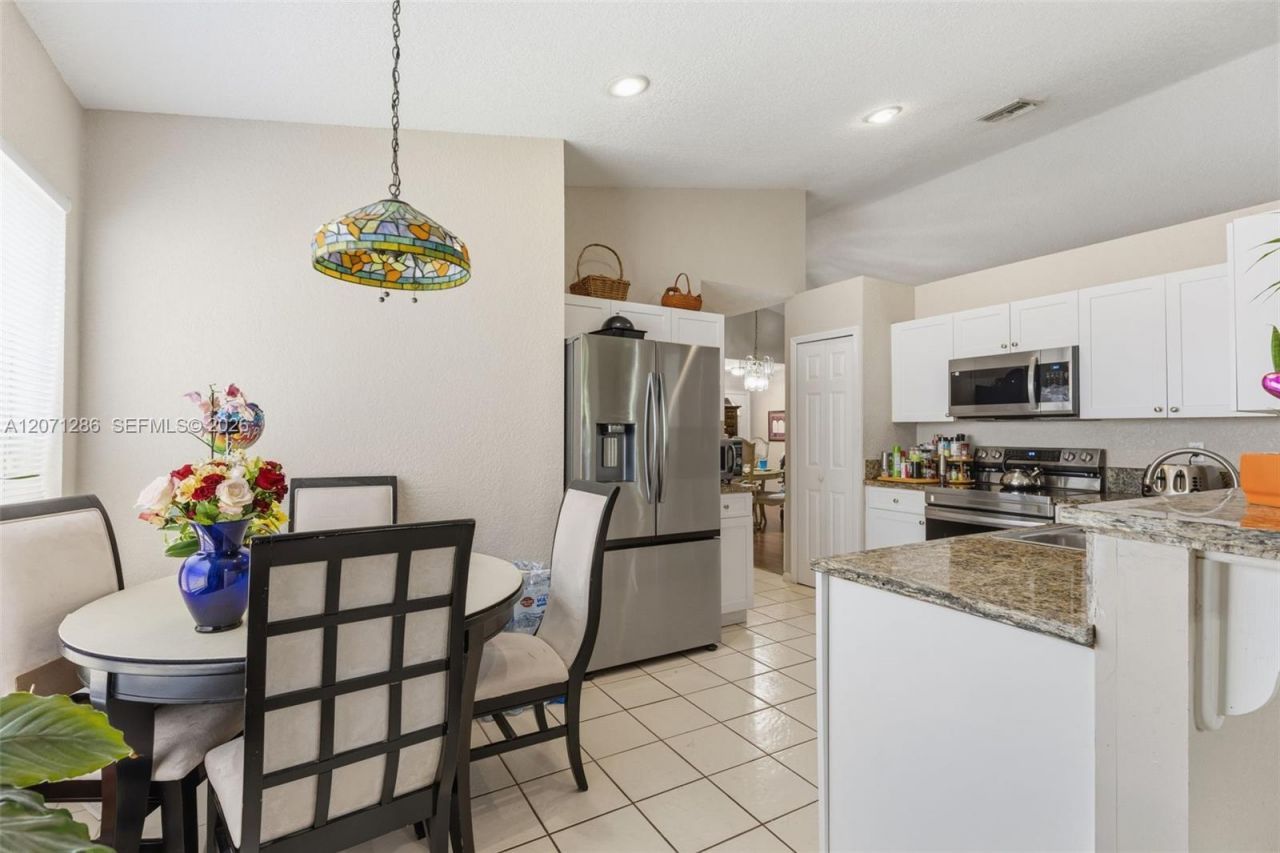 3211 NW 123 Ave, Coral Springs, FL 33065 Photo