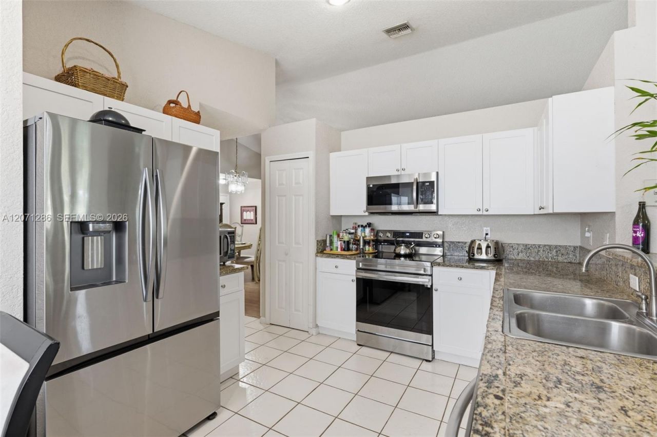 3211 NW 123 Ave, Coral Springs, FL 33065 Photo