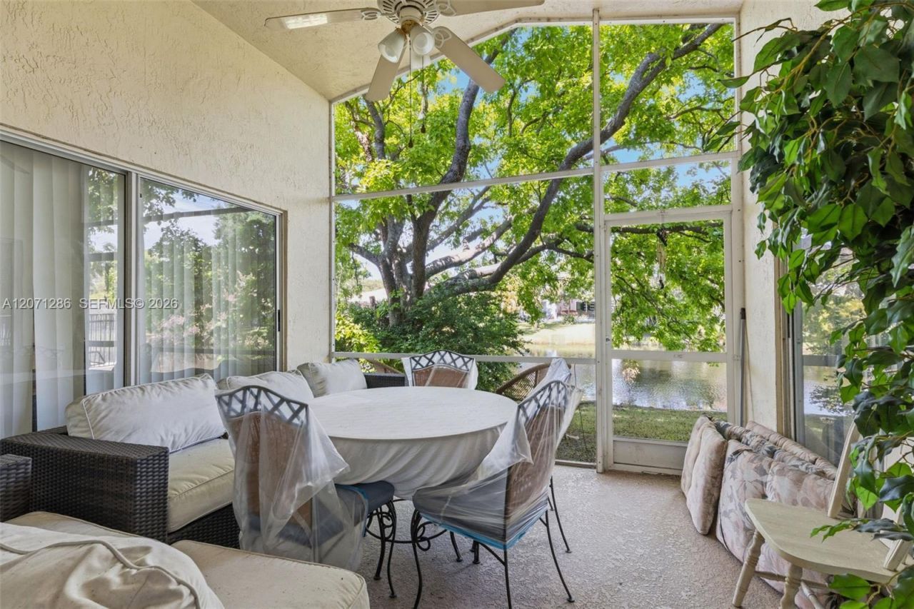 3211 NW 123 Ave, Coral Springs, FL 33065 Photo