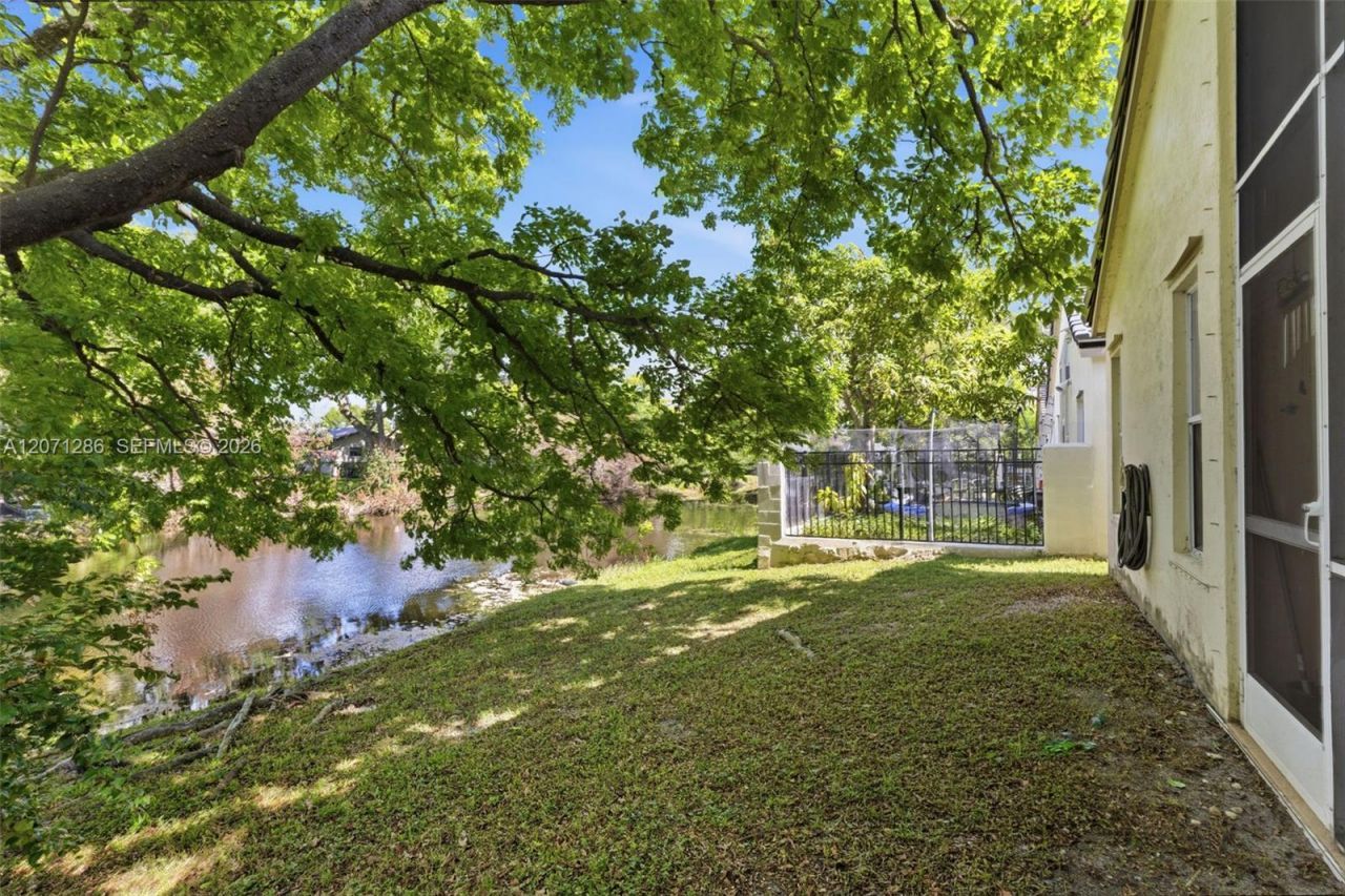 3211 NW 123 Ave, Coral Springs, FL 33065 Photo