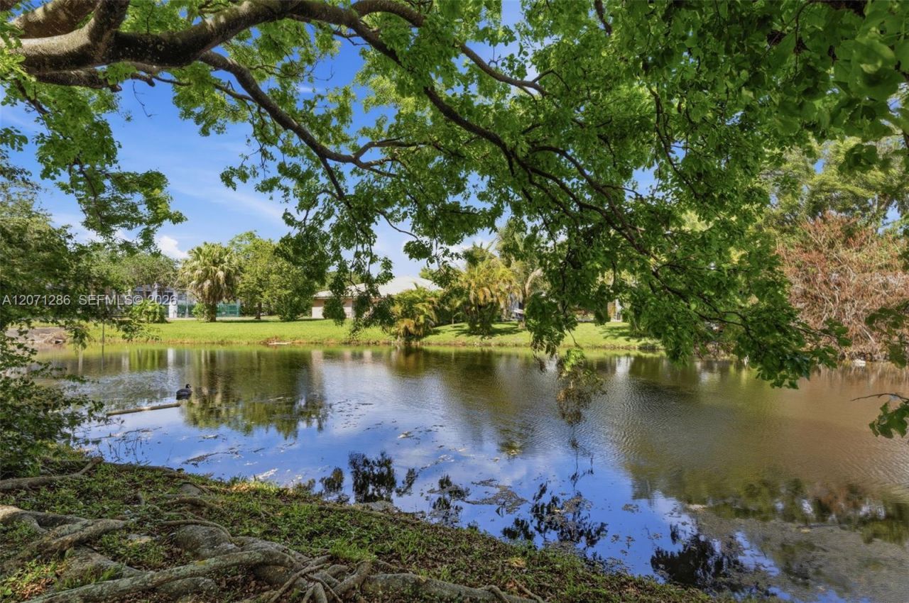 3211 NW 123 Ave, Coral Springs, FL 33065 Photo