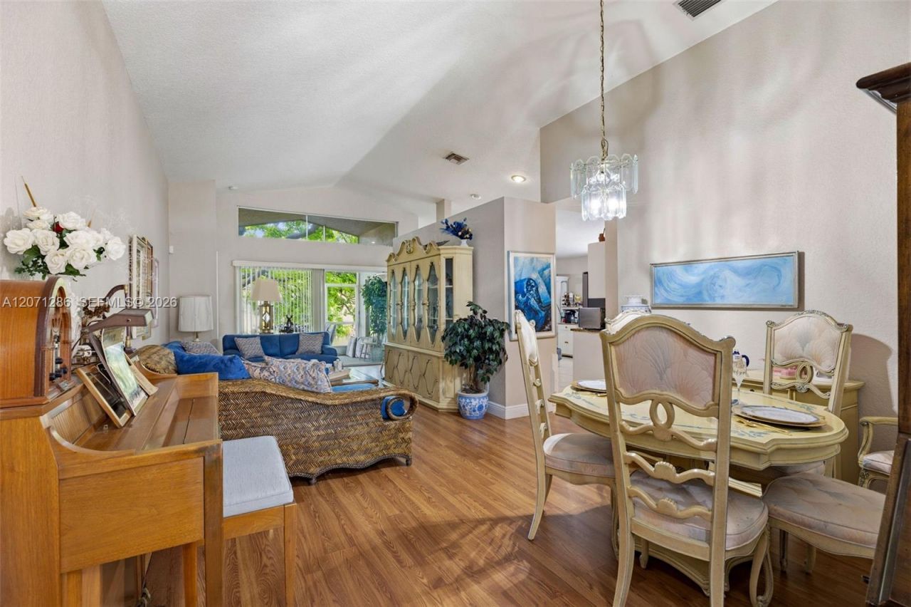 3211 NW 123 Ave, Coral Springs, FL 33065 Photo