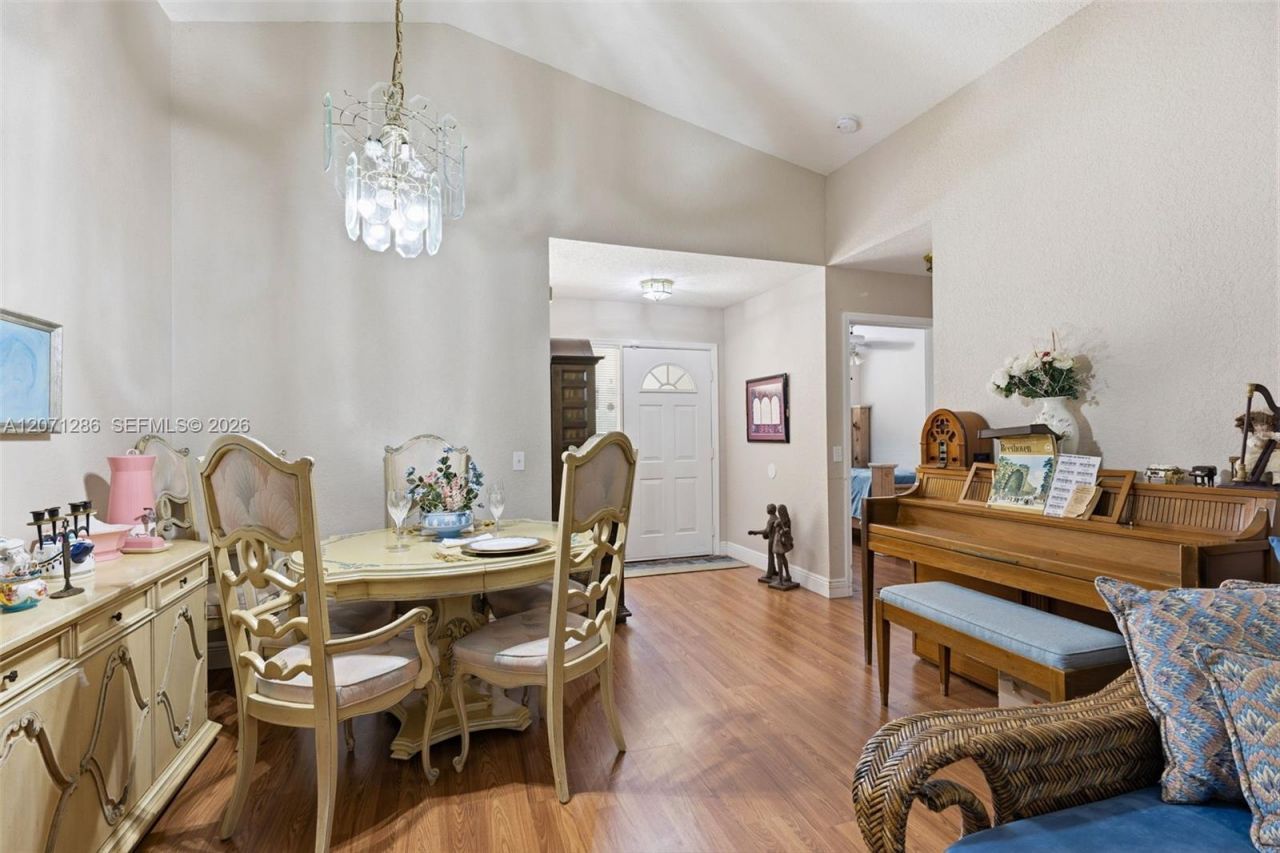 3211 NW 123 Ave, Coral Springs, FL 33065 Photo