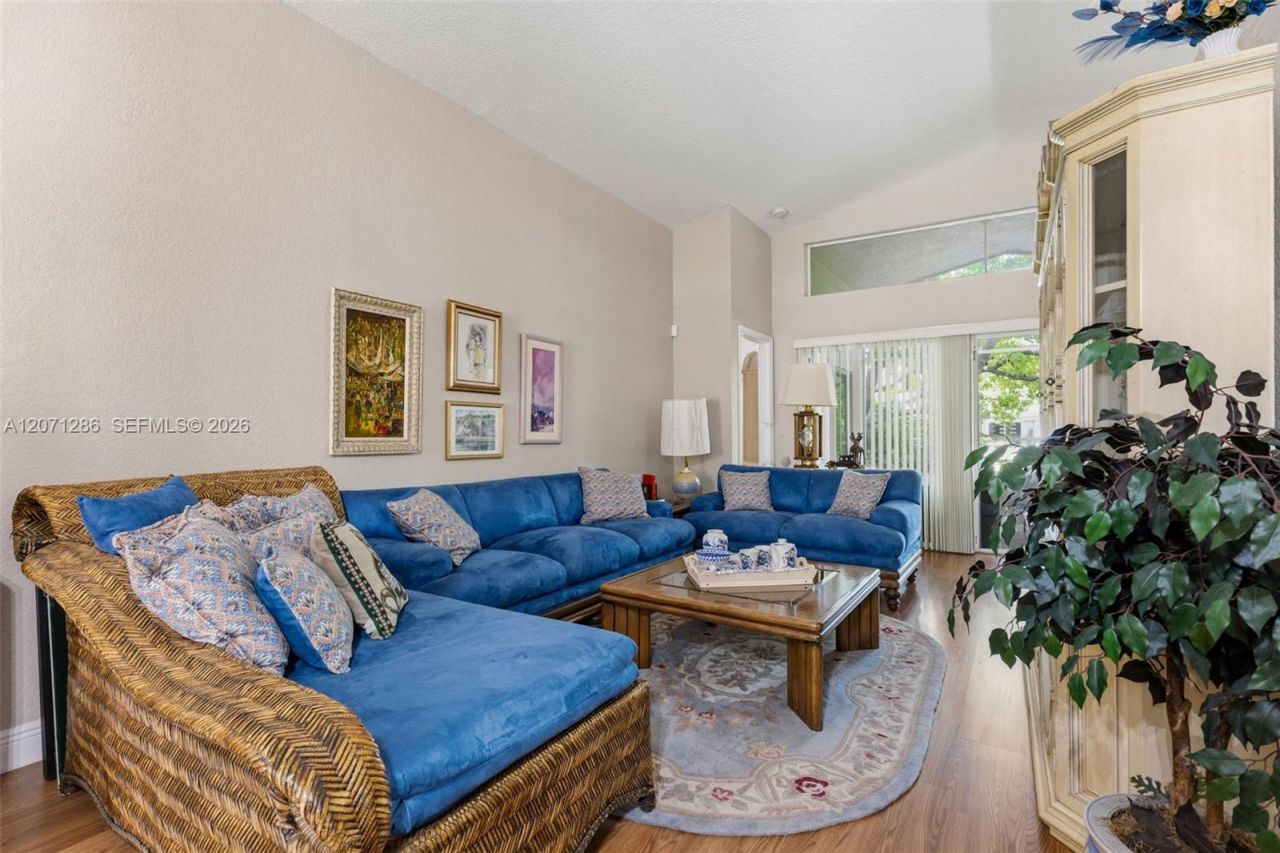 3211 NW 123 Ave, Coral Springs, FL 33065 Photo