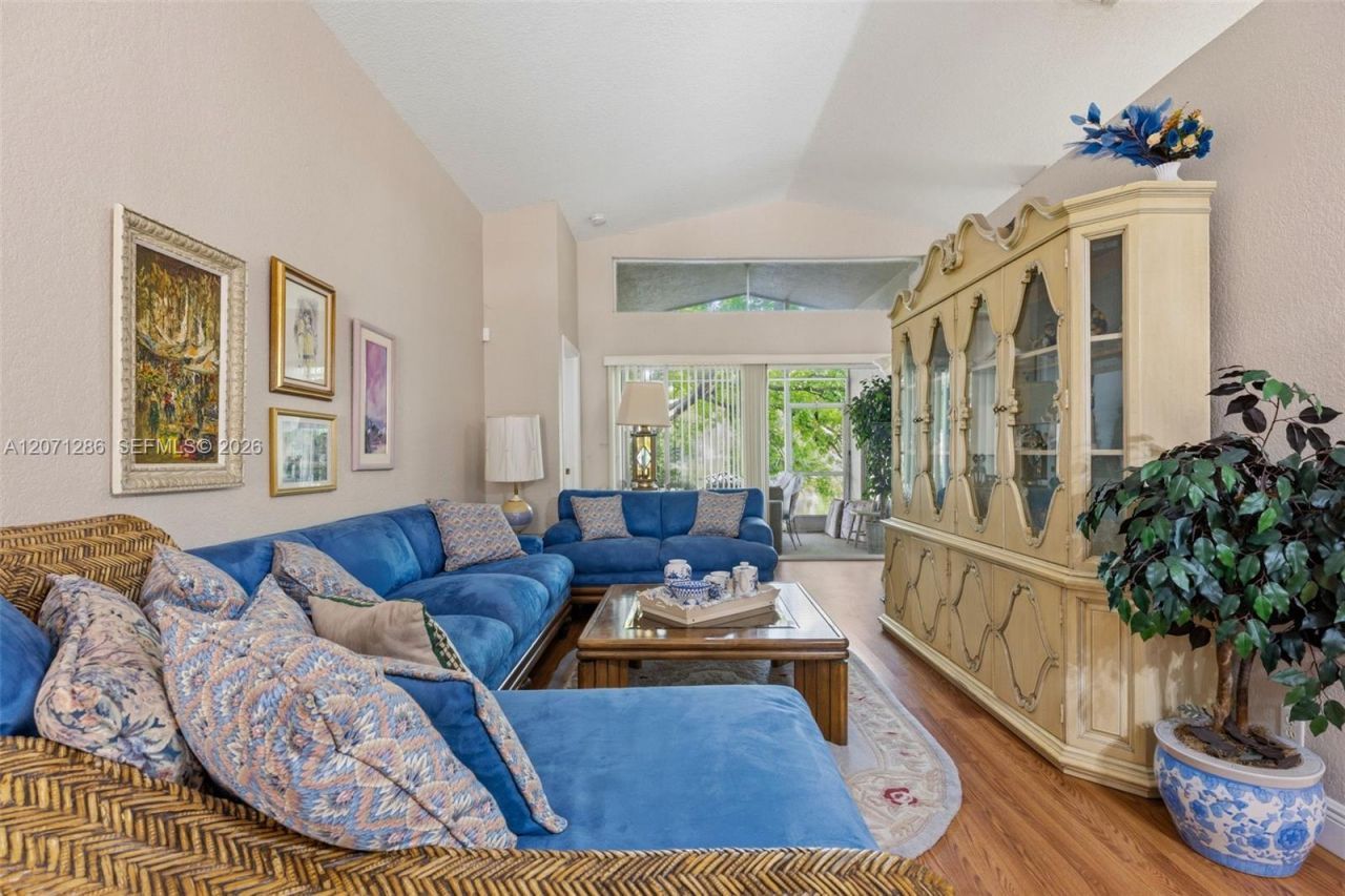 3211 NW 123 Ave, Coral Springs, FL 33065 Photo