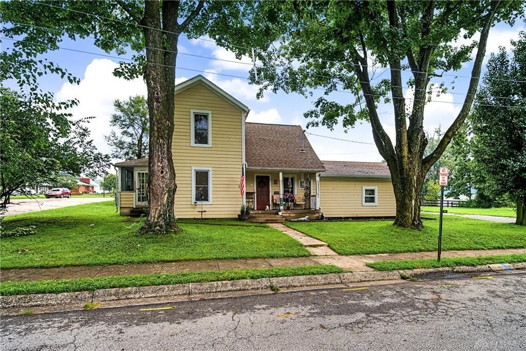 586 Chapman Street, Waynesville, OH 45068 Main Photo