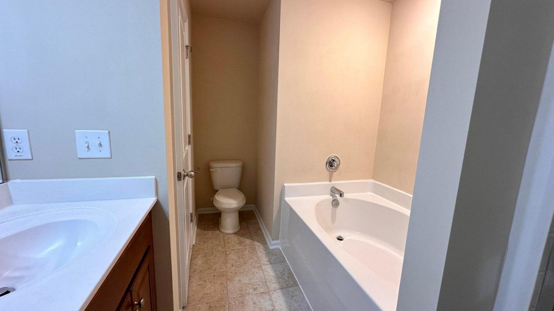1592 Bluewater Way Photo 10