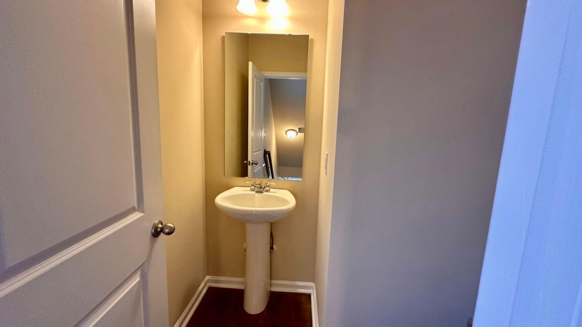 1592 Bluewater Way Photo 25
