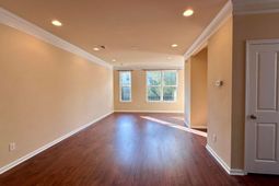 1592 Bluewater Way photo 4