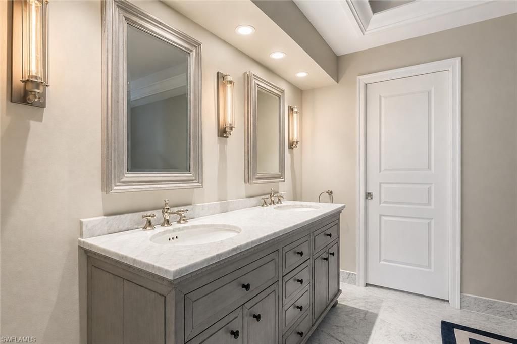 5042 Seahorse Ave , Naples, FL 34103 Photo