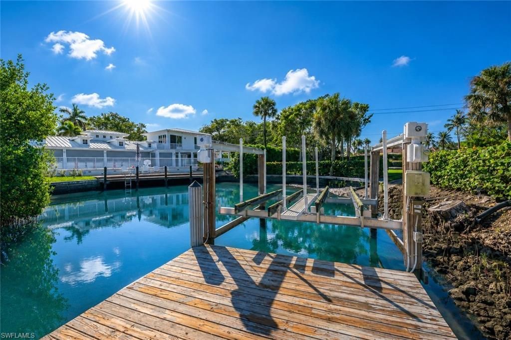 5042 Seahorse Ave , Naples, FL 34103 Photo