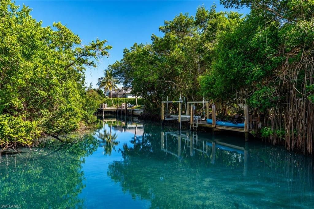5042 Seahorse Ave , Naples, FL 34103 Photo