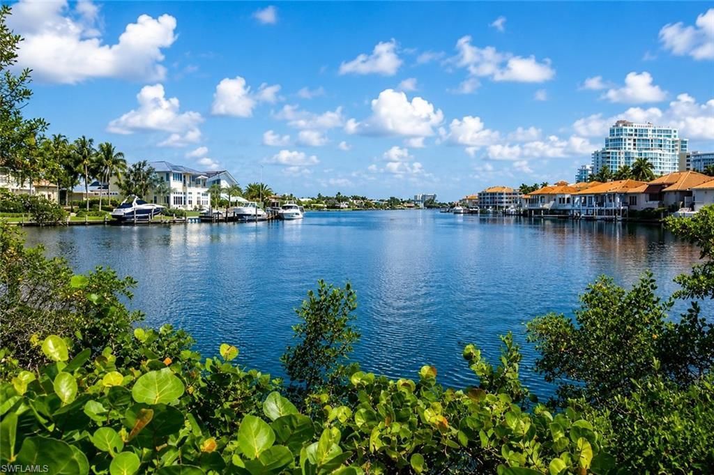 5042 Seahorse Ave , Naples, FL 34103 Photo