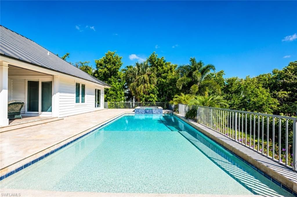 5042 Seahorse Ave , Naples, FL 34103 Photo