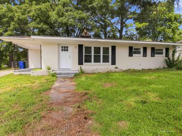 605 Sunnyside Lane W, Wilson, NC 27893