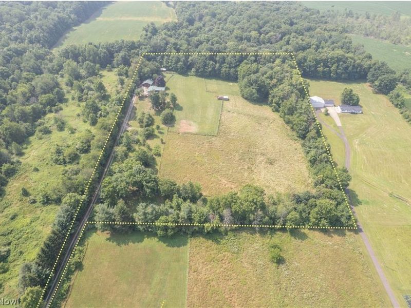 767 E West Salem Road, Creston, OH 44217 Photo 2