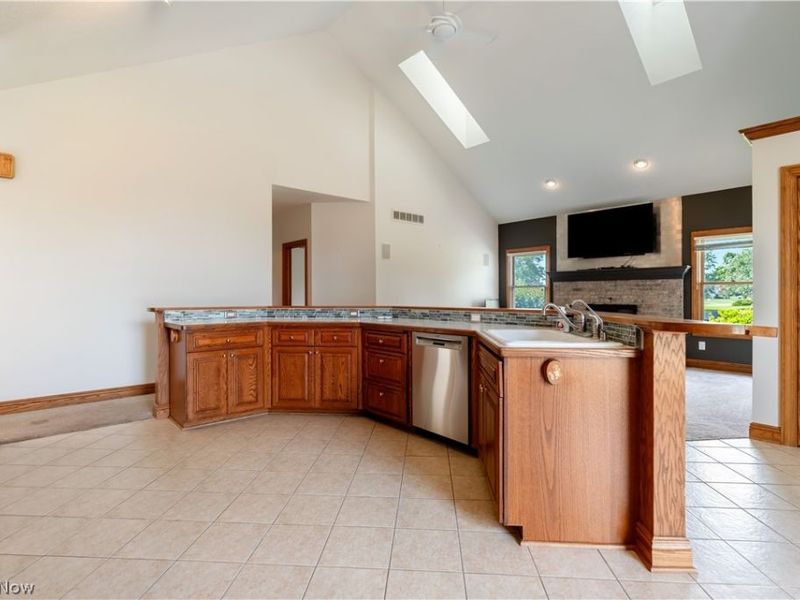 3371 Sherbrook Drive, Uniontown, OH 44685 Photo 14