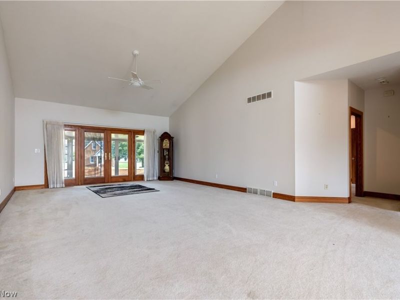 3371 Sherbrook Drive, Uniontown, OH 44685 Photo 8