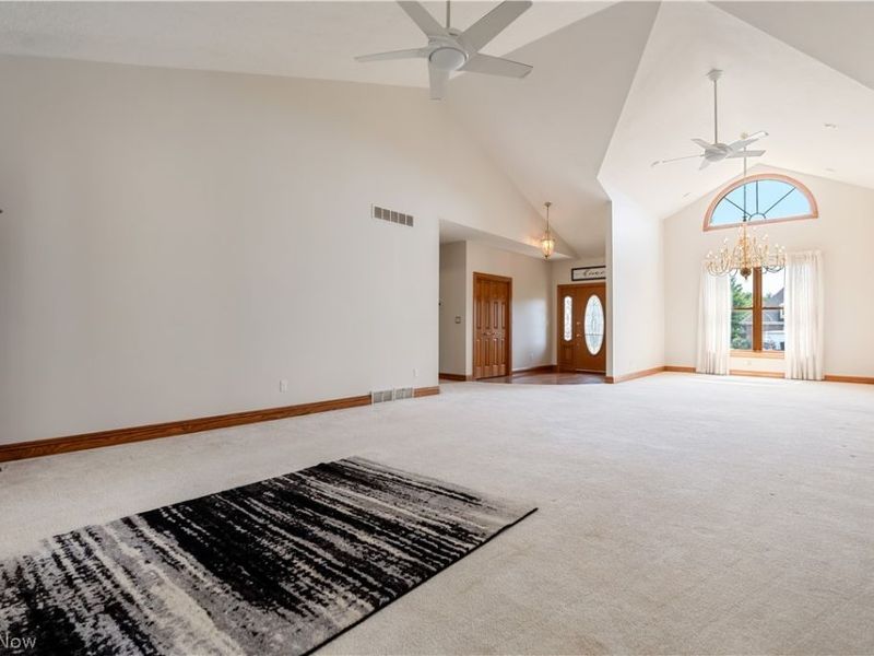 3371 Sherbrook Drive, Uniontown, OH 44685 Photo 9