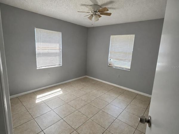 2652 LANTANA LANE , LAKELAND, FL 33801