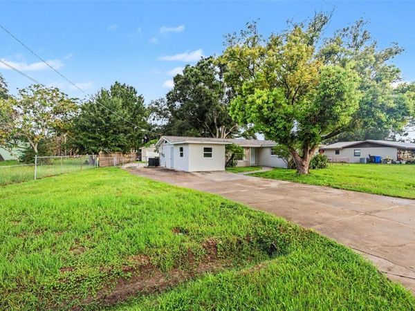 913 LYTLE STREET SW, RUSKIN, FL 33570