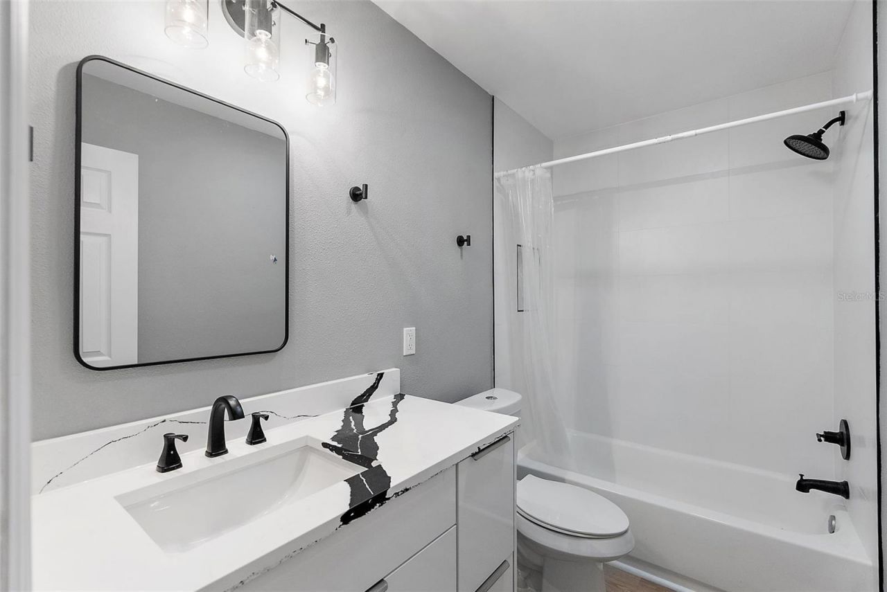 3926 Helena Street Ne, Saint Petersburg, FL 33703 Photo