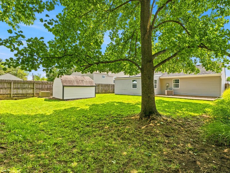 1062 Tobi Drive , Columbus, OH 43207 Photo 32