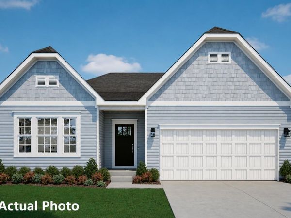 461 Creekside Drive , Commercial Point, OH 43116