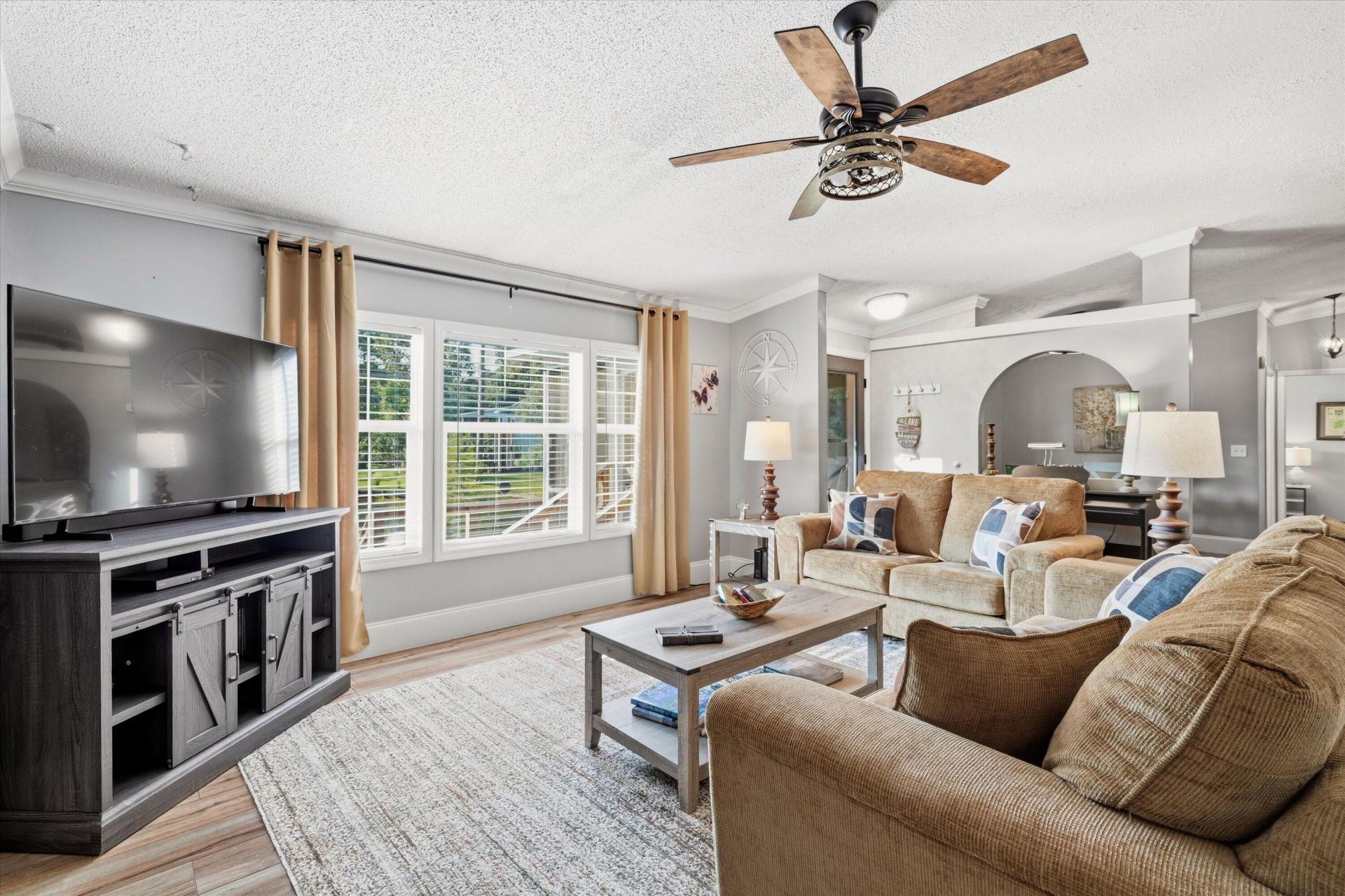 1443 Stukes Road Photo 4