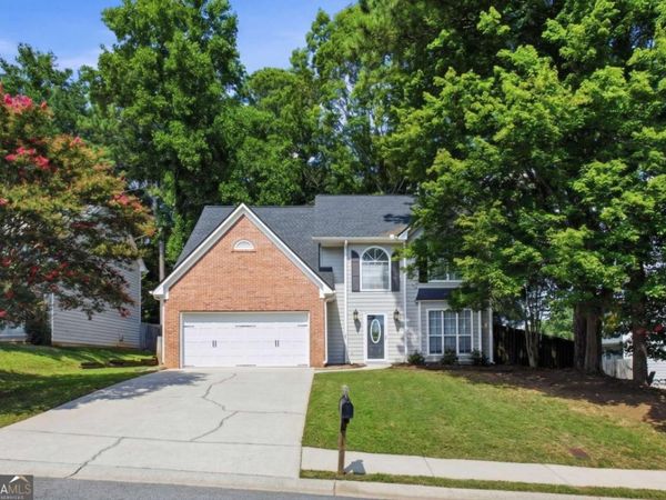 640 Suwanee Lakes Circle, Suwanee, GA 30024