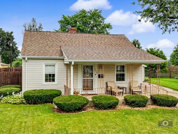 1530 Marquette Court , Joliet, IL 60435