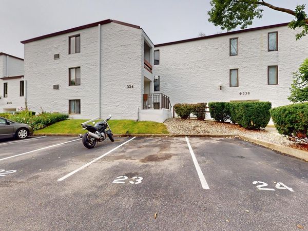 334 W Miner Street , Unit 3B, Arlington Heights, IL 60005