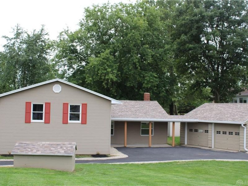 1153 N Middle Drive, Greenville, OH 45331 Photo 1