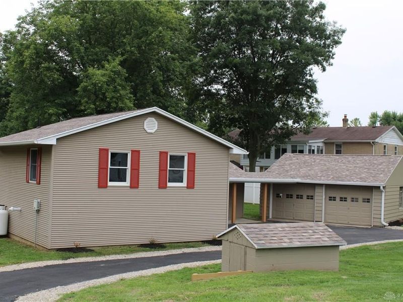 1153 N Middle Drive, Greenville, OH 45331 Photo 14
