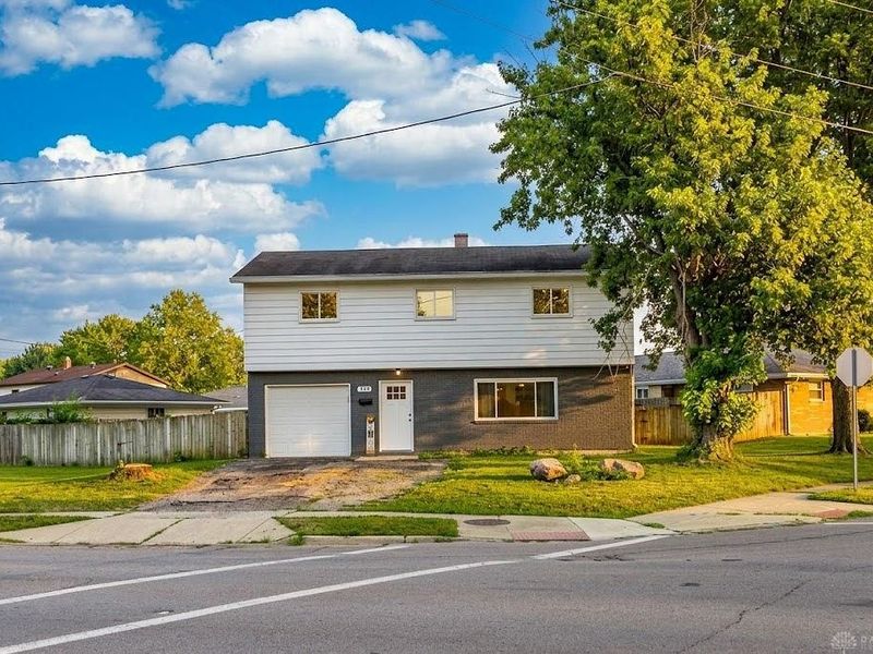 340 S Elm Street, West Carrollton, OH 45449 Photo 6